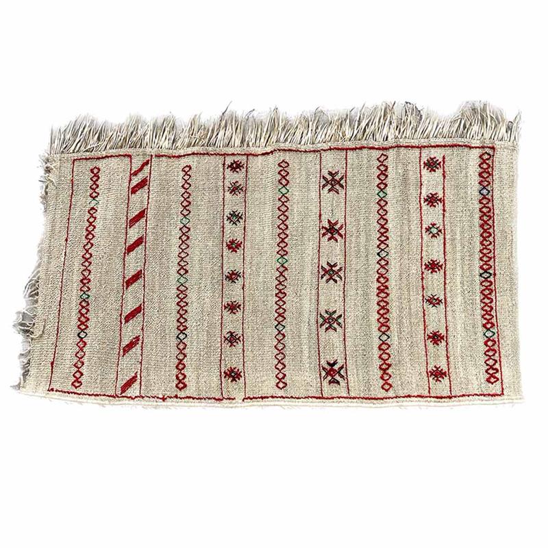 Tappeto marocchino in fibra intrecciata e ricamo in stoffa - Dimensioni cm180*105